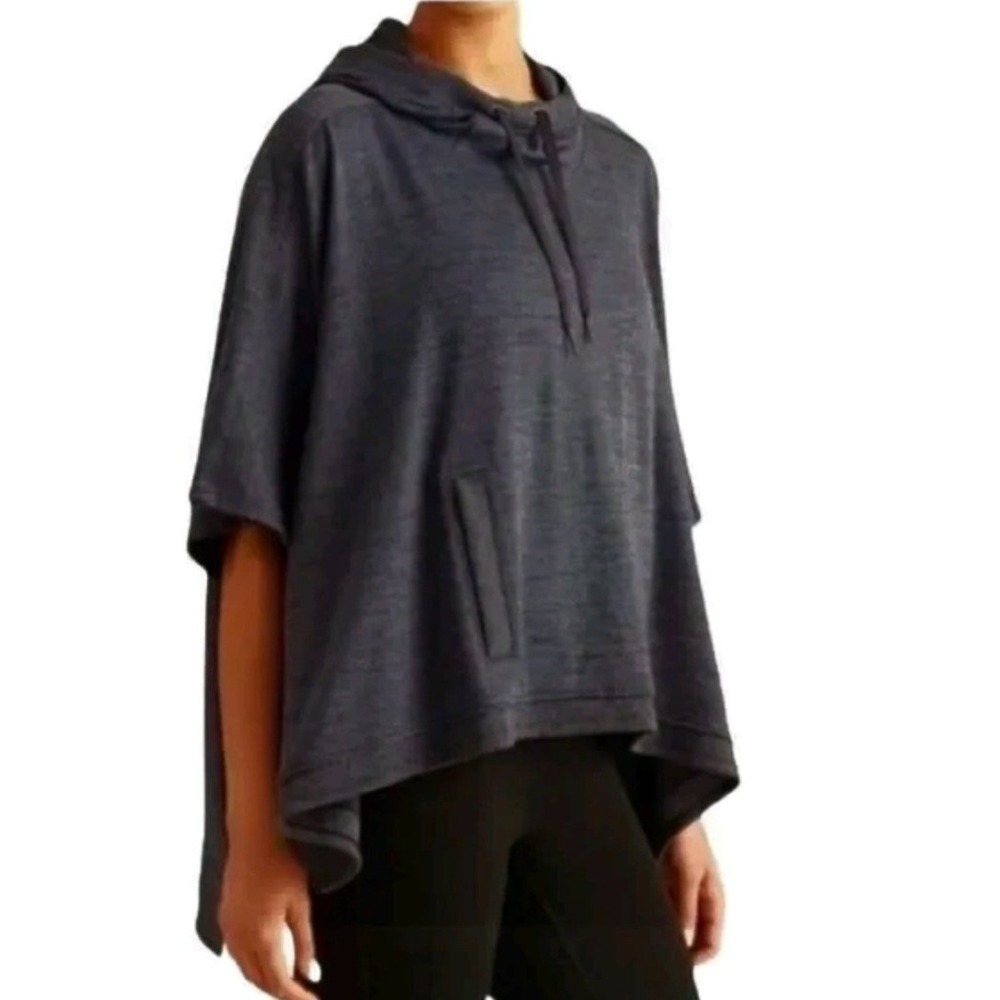 Athleta Womens Shirt Adult‎ Size Medium Oversize Gray Hood Pockets Work Out